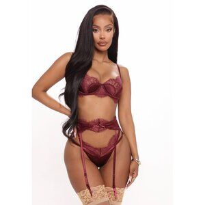 Fashion Nova ✦ Wine Lace Garter Set ✦ Careful With My Heart Bra Thong Belt 3Pc